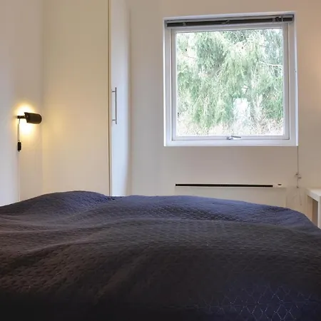Vakantiehuis Four-bedroom Holiday In